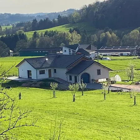 Gite, Au Calme, Avec Vue Imprenable Sur La Nature Environnante Deycimont