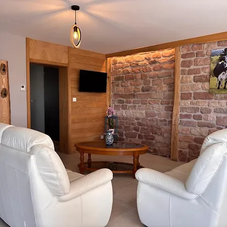 Gite, Au Calme, Avec Vue Imprenable Sur La Nature Environnante Appartement *