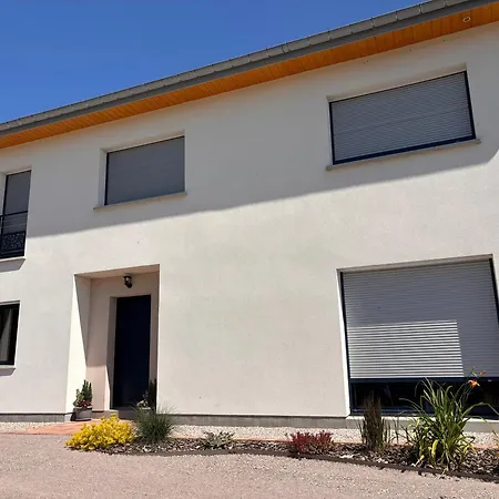 Appartement Gite, Au Calme, Avec Vue Imprenable Sur La Nature Environnante *