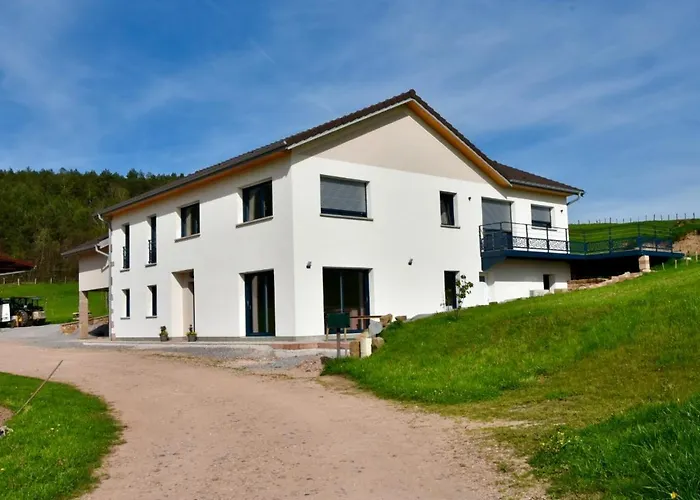 Appartement Gîte, Au Calme, Avec Vue Imprenable Sur La Nature Environnante *